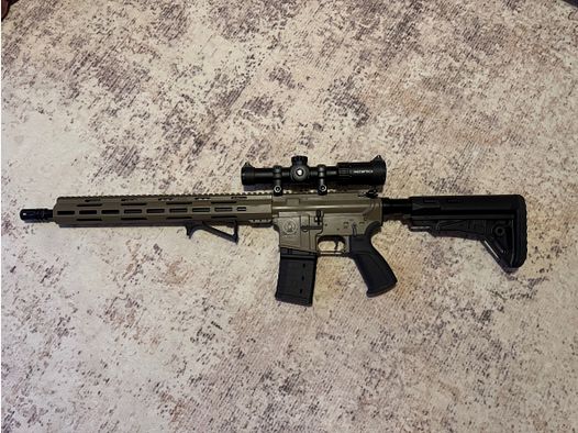     LDT AR-15 .223 Rem. FDE – als nieuw inclusief Victor Optics ZF & handgreep