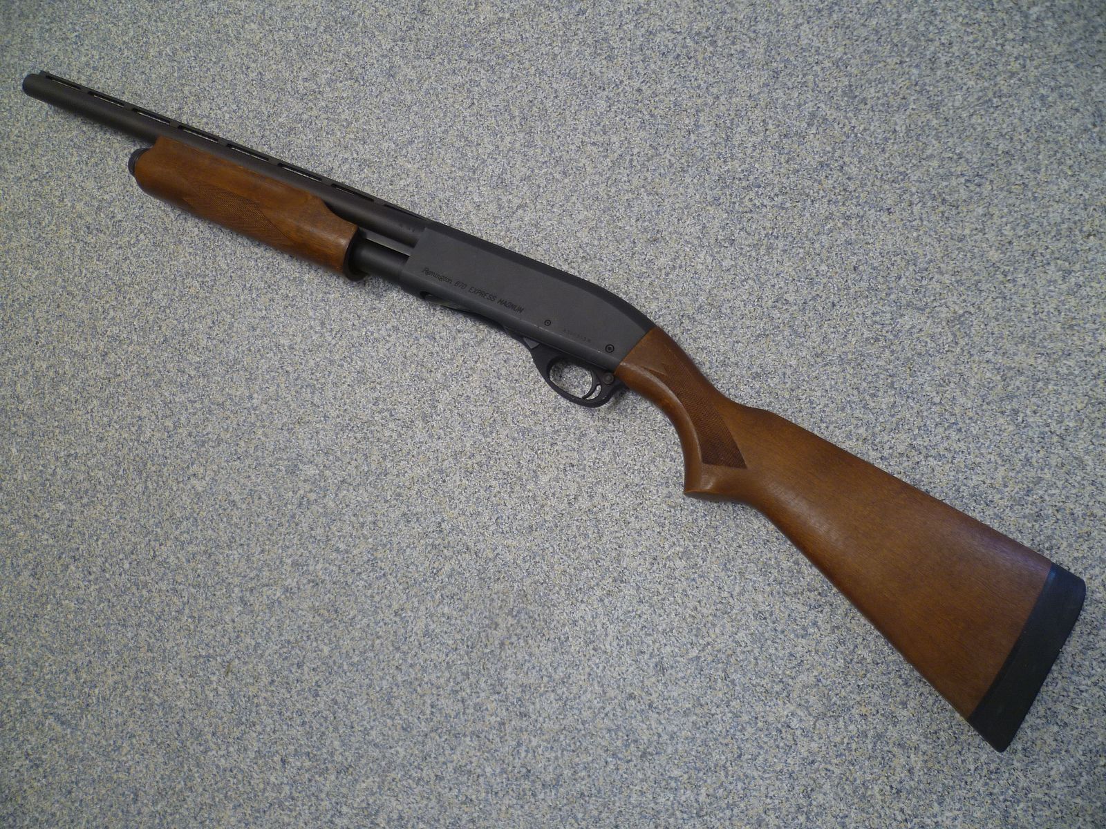 Repetierflinte Remington 870 Express Magnum 12/76