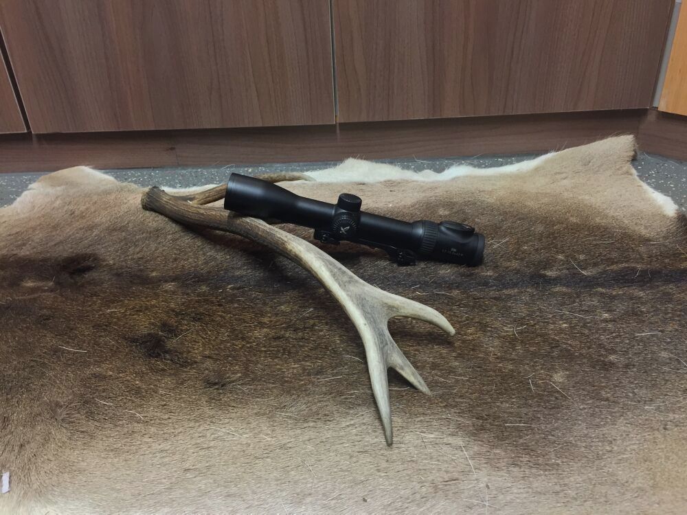 Swarovski Z8i 1,7-13,3x42 P SR, Flex Absehen, mit Schiene