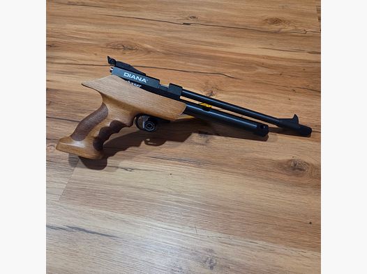 Diana Chaser met houten handvat en een verpakking