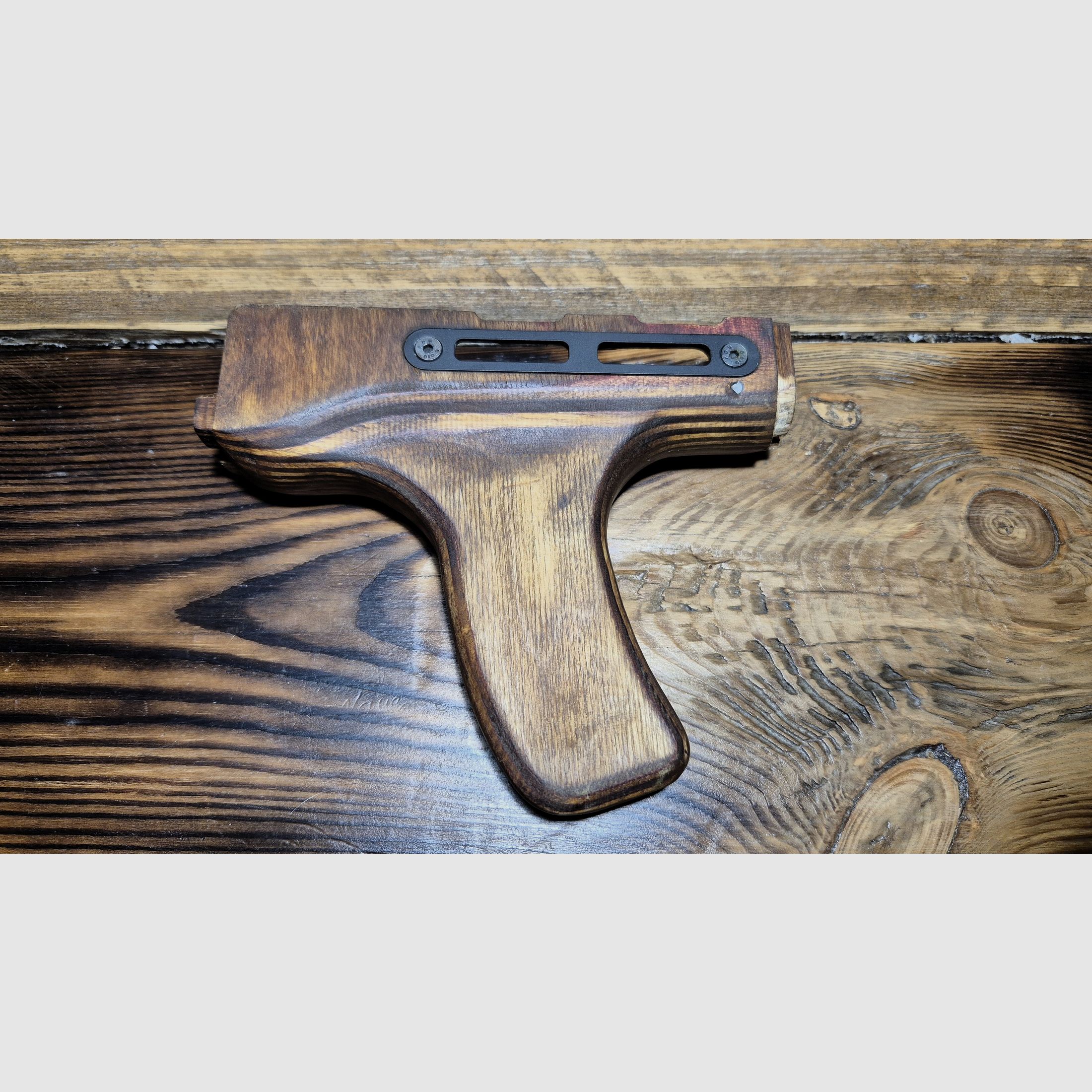 AK47 AKM voorhand hout SDM Cugir Arsenal Izhmash Saiga WBP Dong Mlok