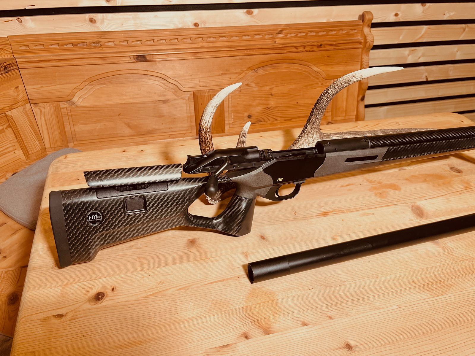 Blaser R8 Ultimate Silence FBT Schaft und FBT One Dämpfer