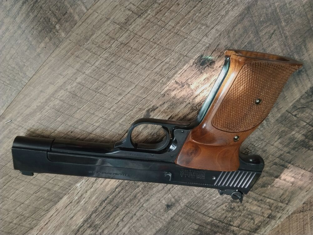 S&W Model 150