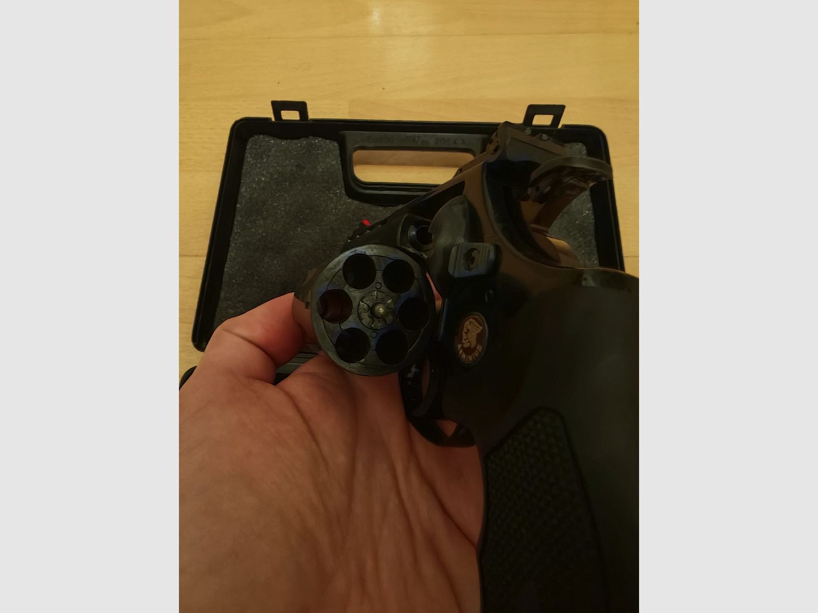 ME (incenso) Bull-Barrel | 4 " pollici canna | Cal. .22 / 5,5 mm LEP revolver con grilletto a scarpetta | ampia piastra del cane | mira notturna | set tamburo in acciaio | versione speciale