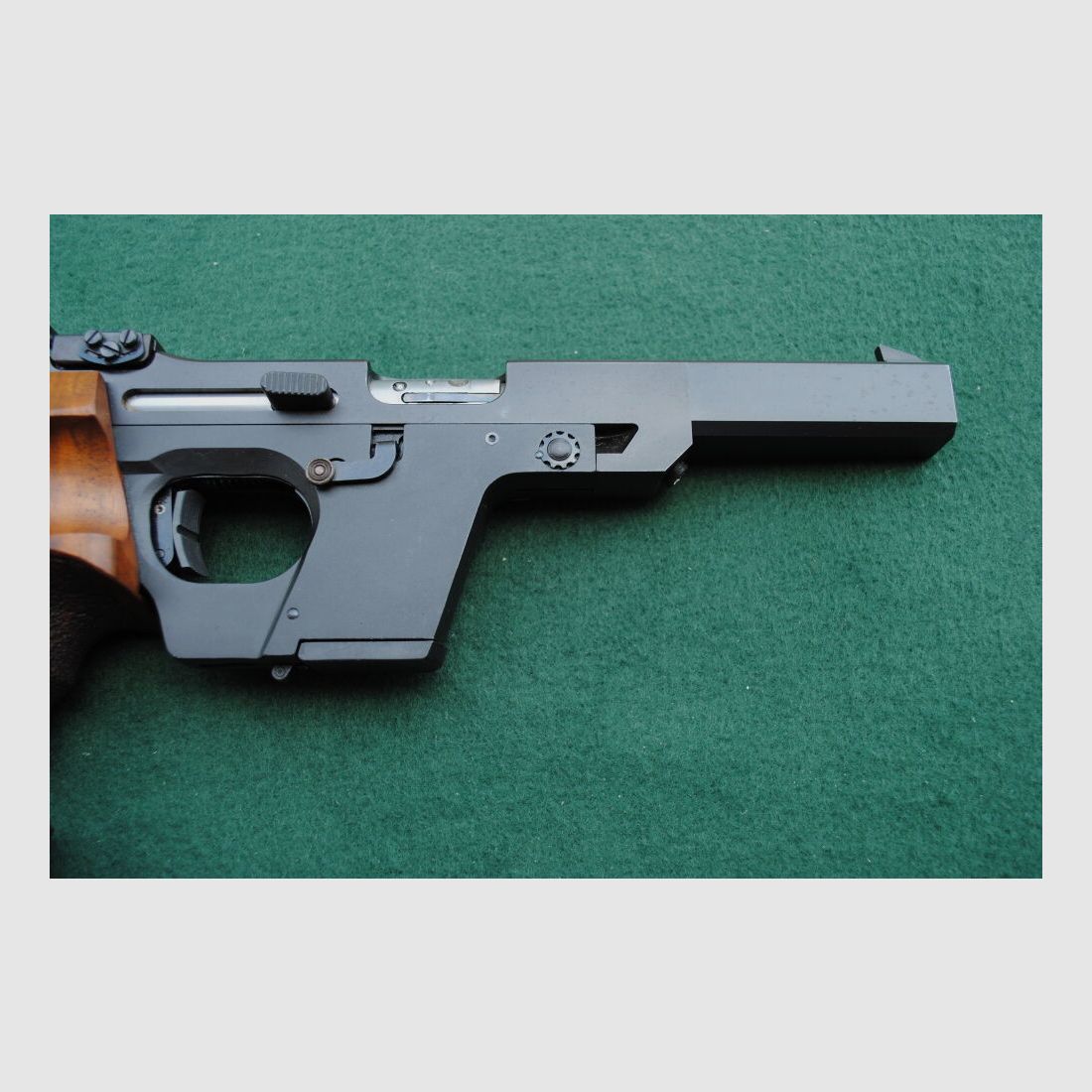Walther Mod. GSP, zweites Modell, 2 Magazine