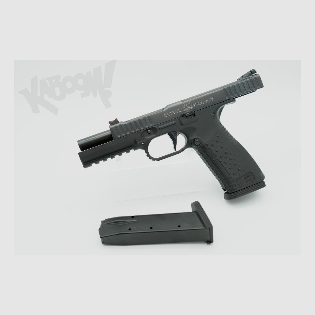 Arsenal Firearms with 5 magazines! Strike One
