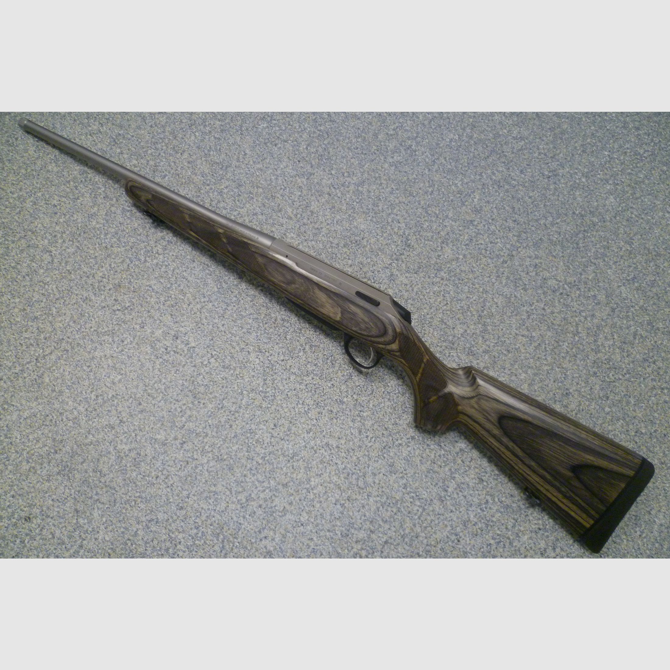 Rifle repetidora Tikka T3 acero inoxidable laminado 8x57IS