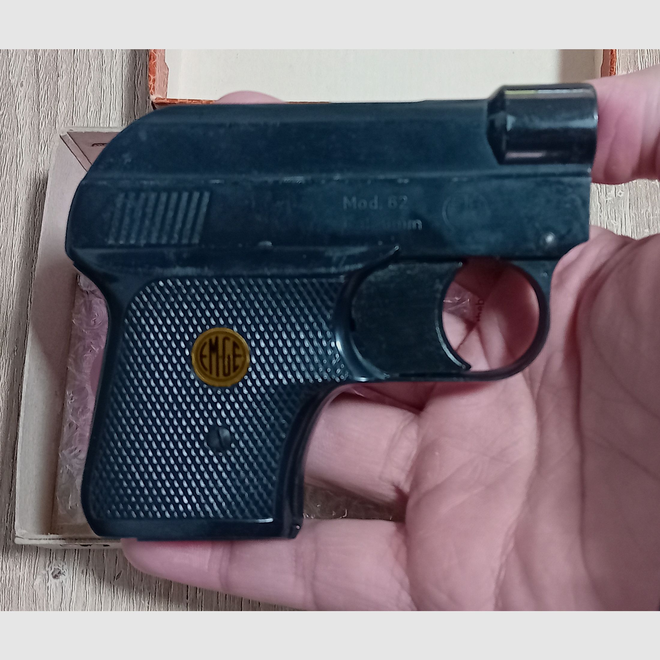Seltene EM-GE Mod. 62 im Kal. 6 mm Knall Flobert mit Verpackung!