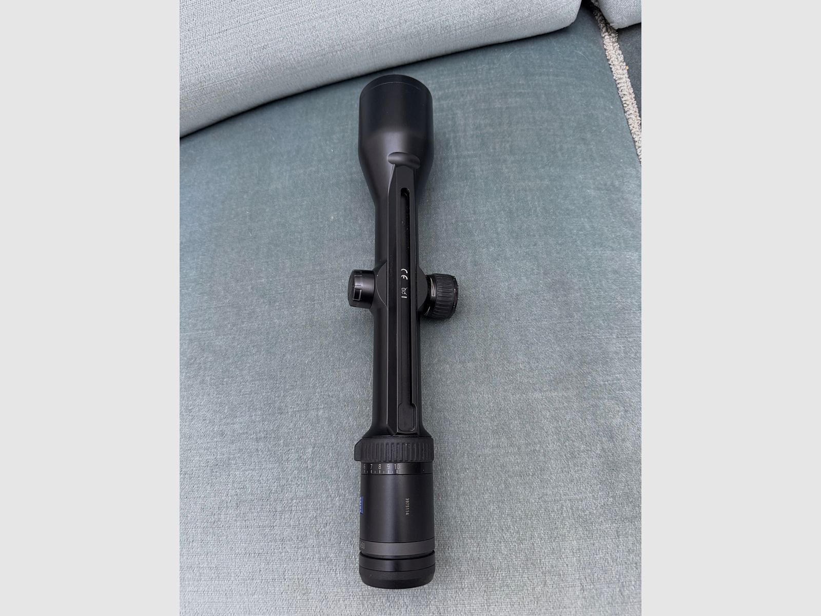 Zeiss Victory HT 2.5-10x50 - Zeiss rail