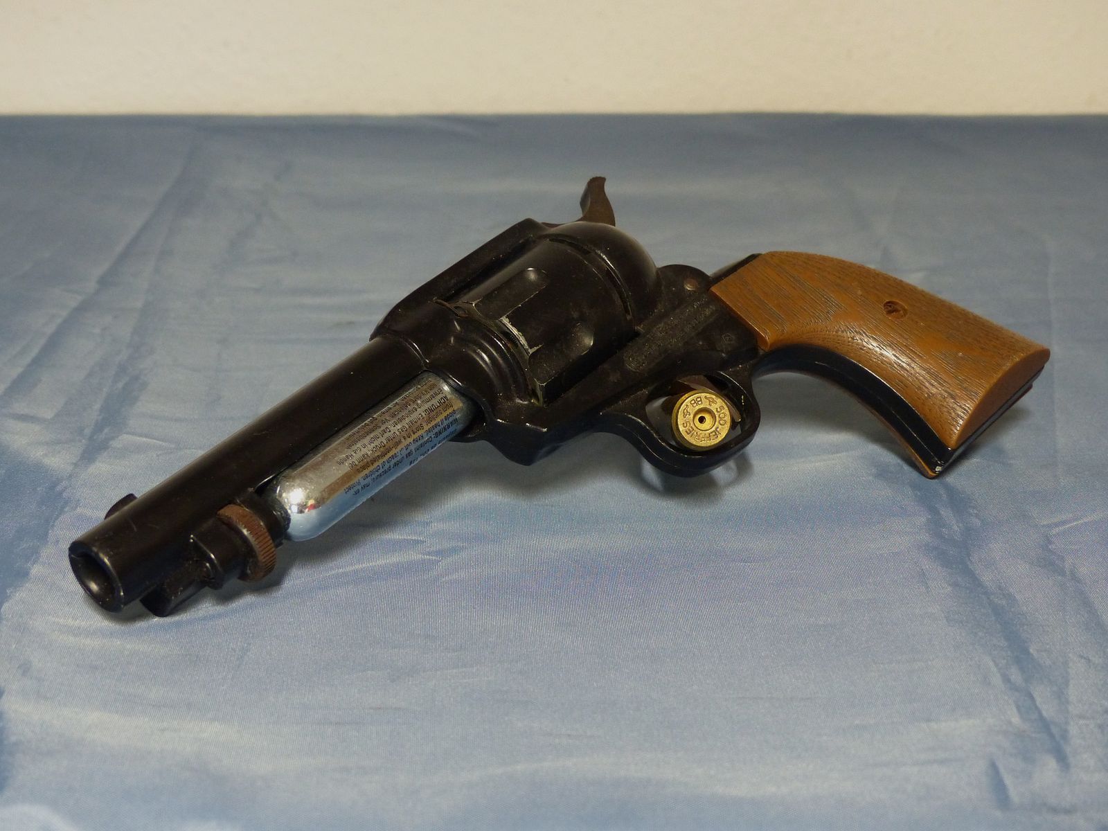 Revolver Crossman Peace Maker Mod. 44 Single Action Cal. 22 CO2 um 1975 vintage