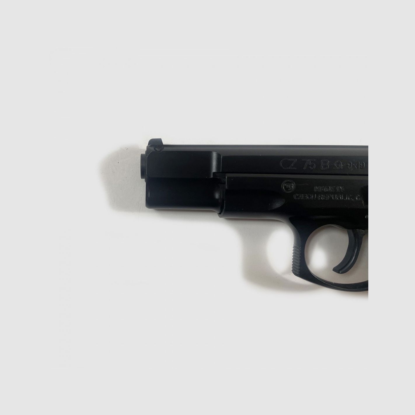 CZ 75B Omega kal. 9x19mm, afbeelding 7 van 8