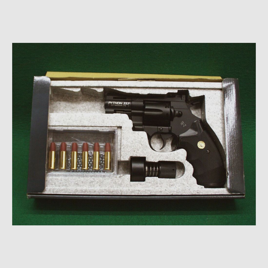 Umarex Colt Python .357 Magnum CTG. Revólver CO2