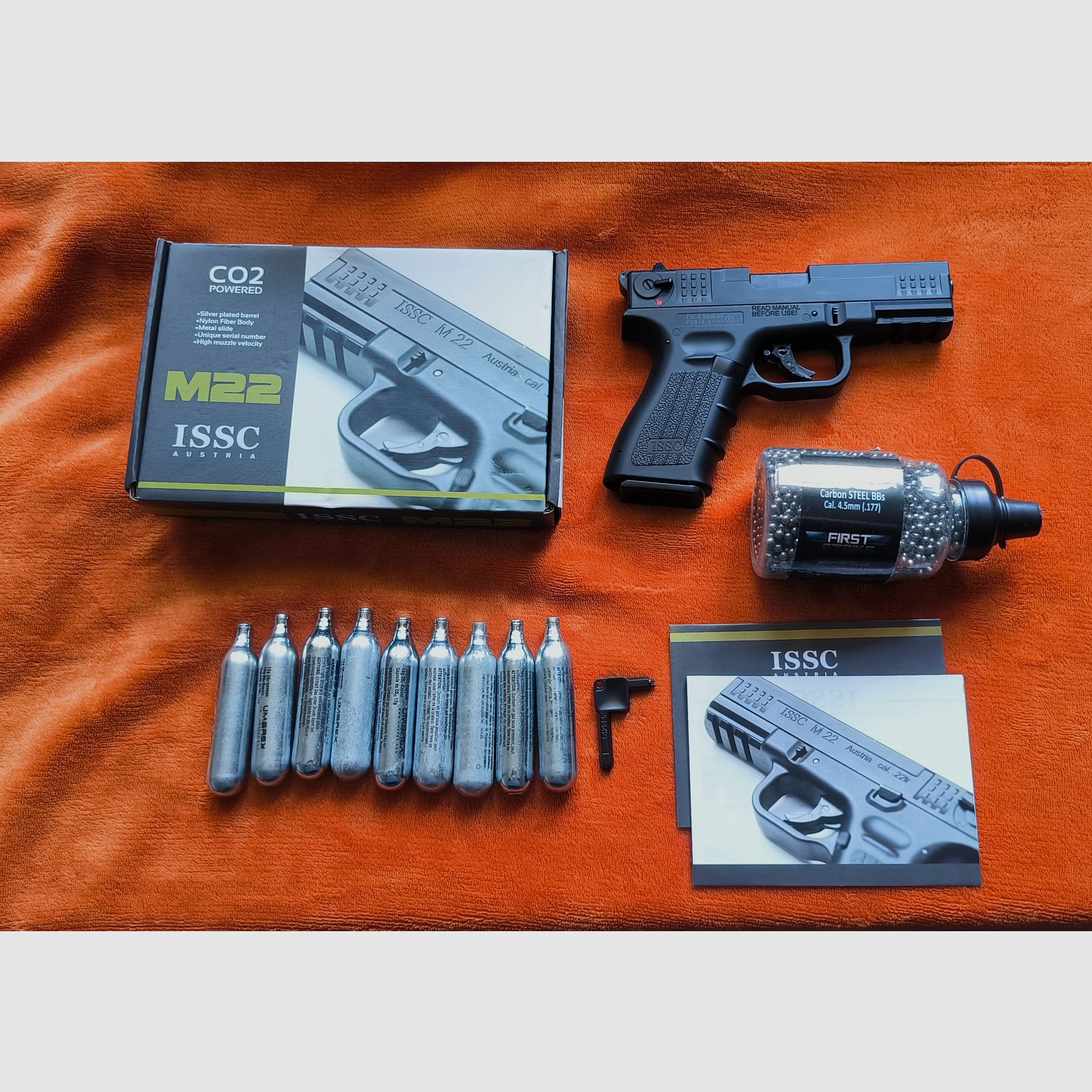 ISSC M22 CO2 Blow Back Pistool Topstaat met OVP