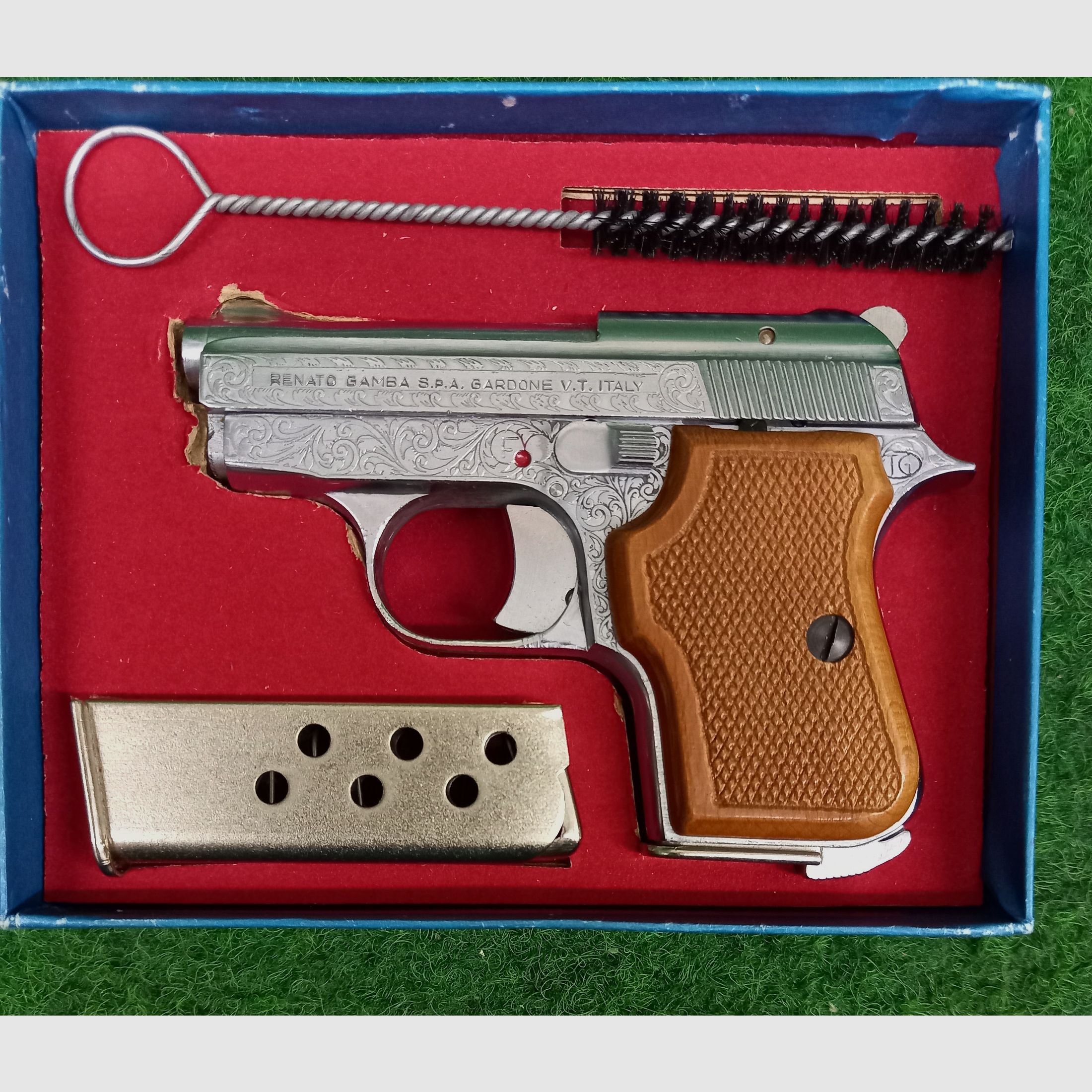 Grawerowany pistolet 6,35mmBrowning Renato Gamba