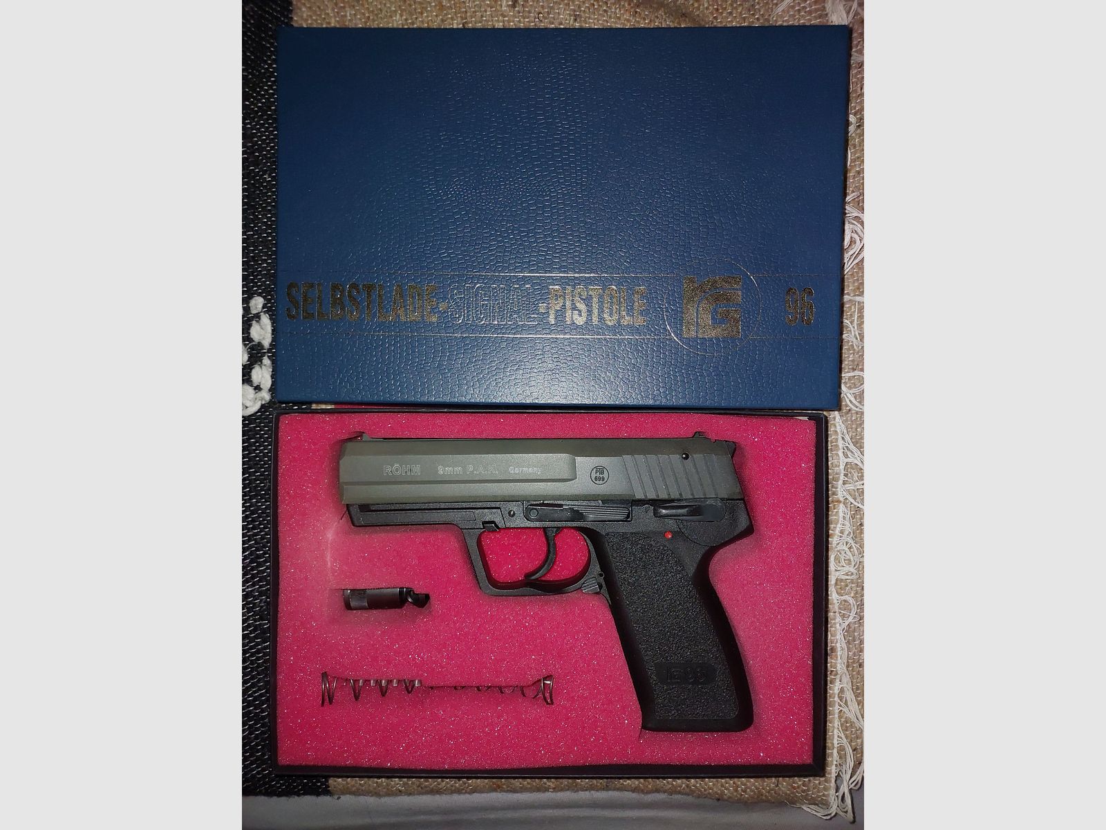 Röhm RG96 Pistolet à blanc brunie (PTB 699) RG 96