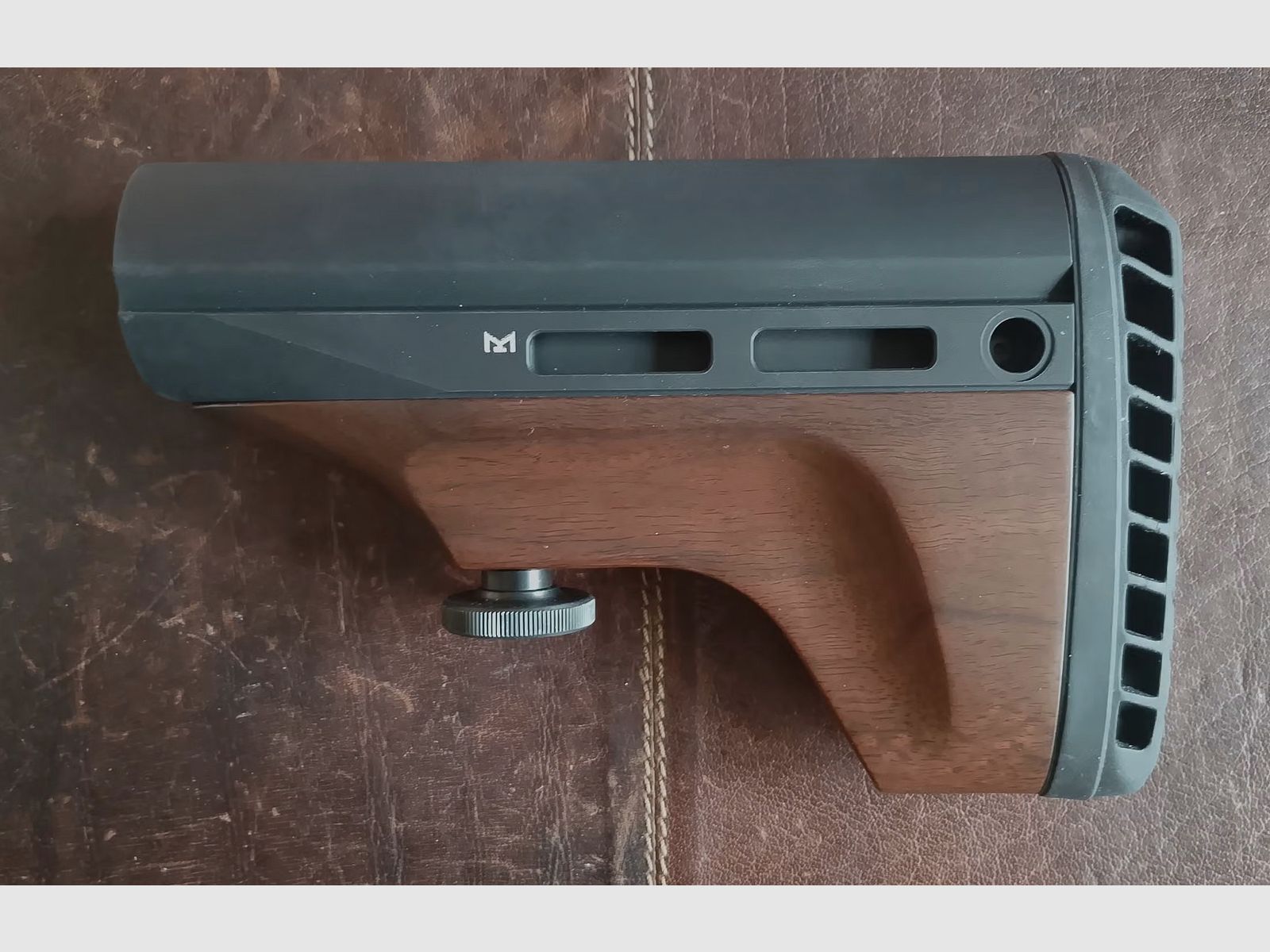 WOOX Vigilante AR15 Holz-Schulterstütze Walnuss – Schubschaft Hybrid (wie neu)