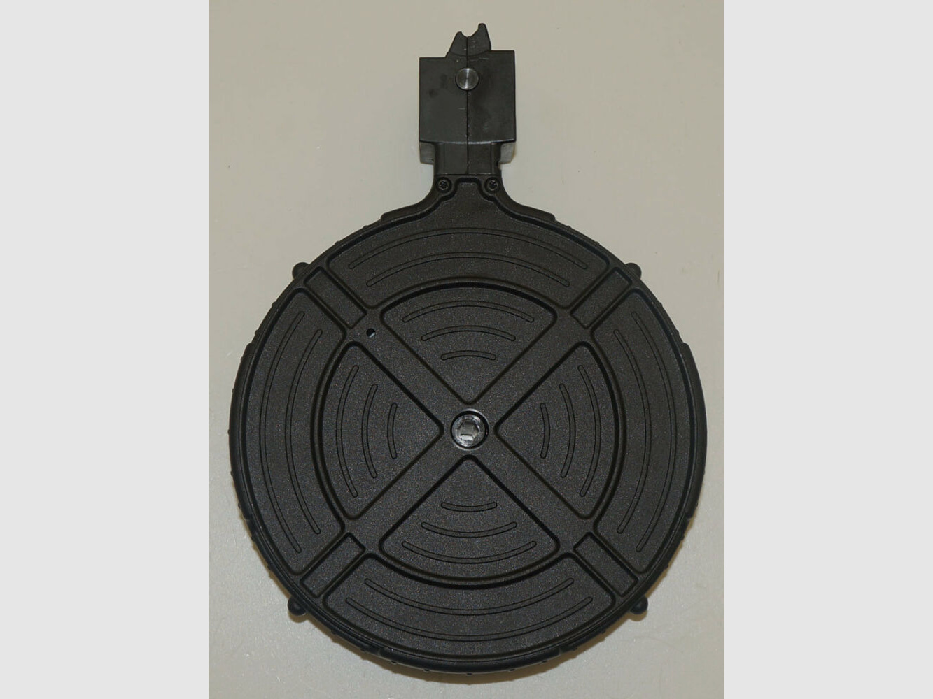 Duitse Sportwapens 110-schots trommelmagazijn Rotary-magazijn voor Ruger 10/22 kaliber .22lr. Trommel-magazijn