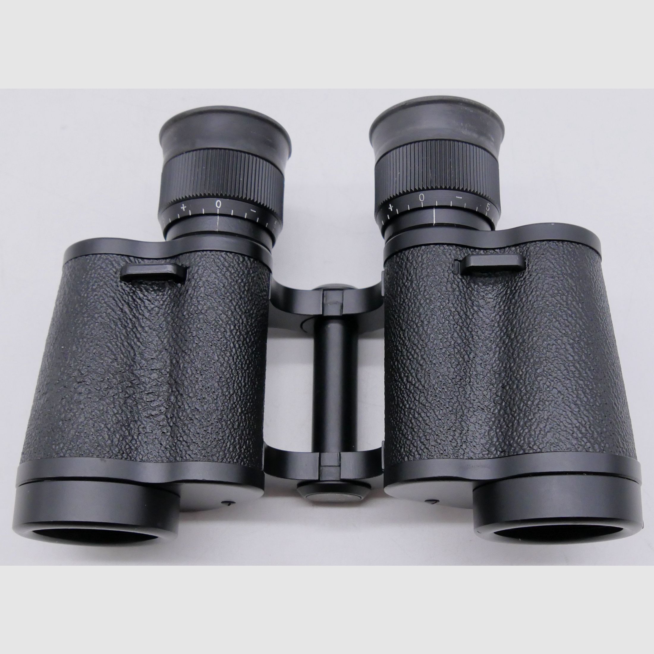 Fernglas Docter Optic DELTRENTIS 8x30 super Zustand Siehe Bilder H333