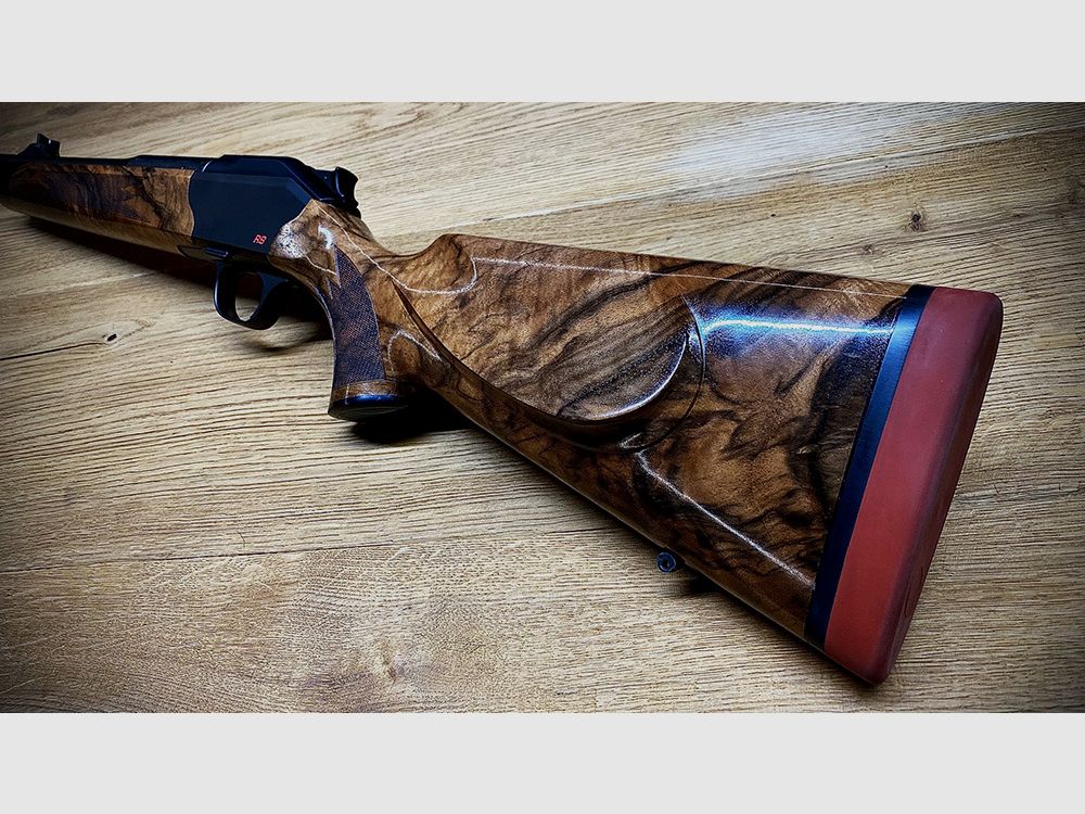 Blaser R8 Kilombero / HK 7 / Kal. .375 H. & H. Mag. / Offene Visierung / Kickstop / TRAUMWAFFE