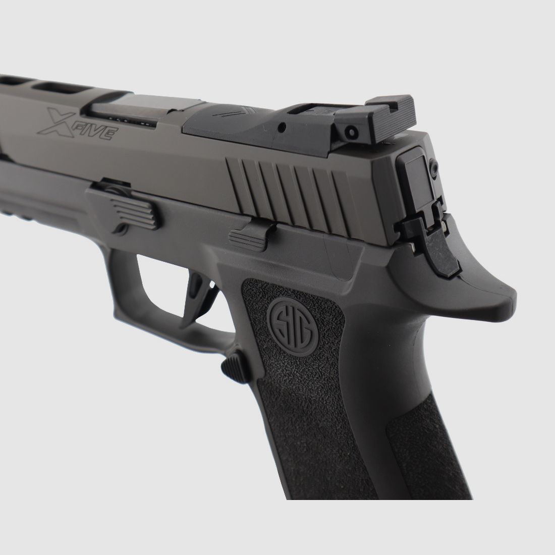 Neuwaffe, auf Lager: SIG Sauer P320 x5 Legion Pistole X-Five 9mm Finanzierung möglich