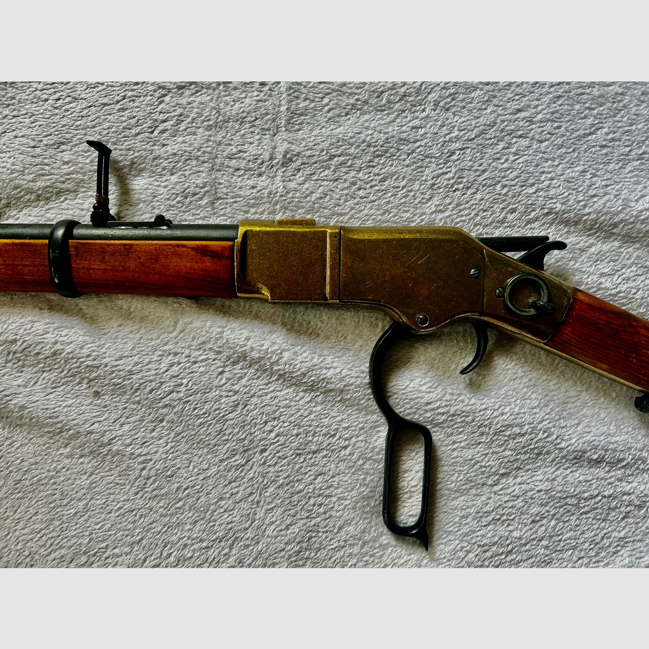 Winchester 66 Yellow Boy Deko Gewehr Model 1866