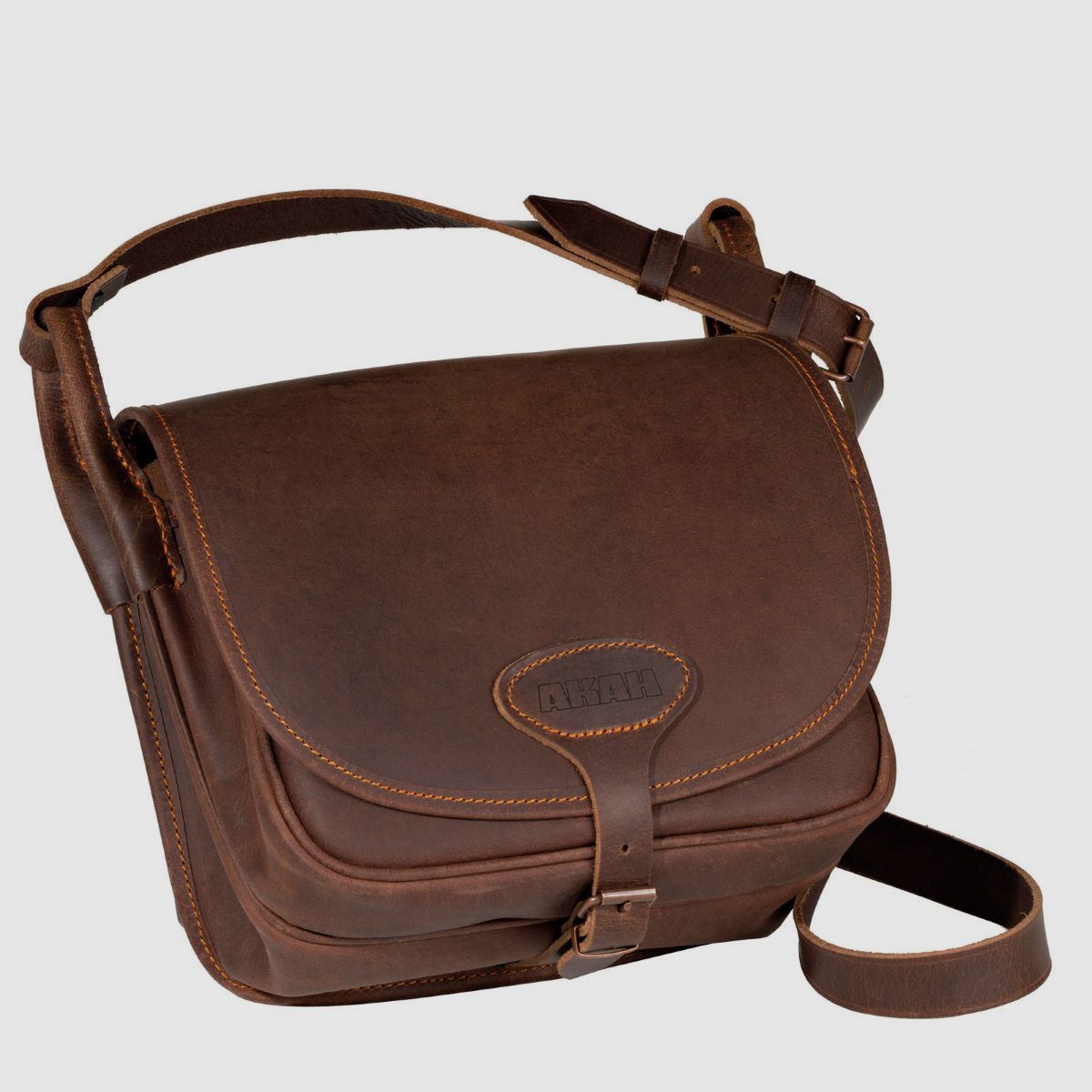 AKAH forest bag made of pull-up leather