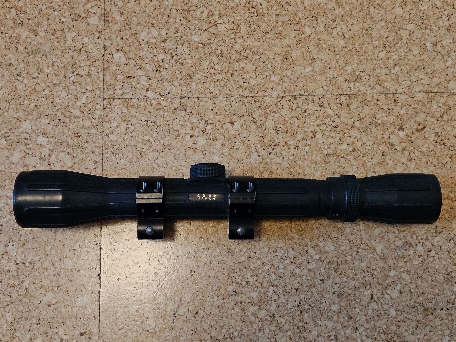 Zielfernrohr 4 x 32 Hakko (Japan) mit Gummiarmierung