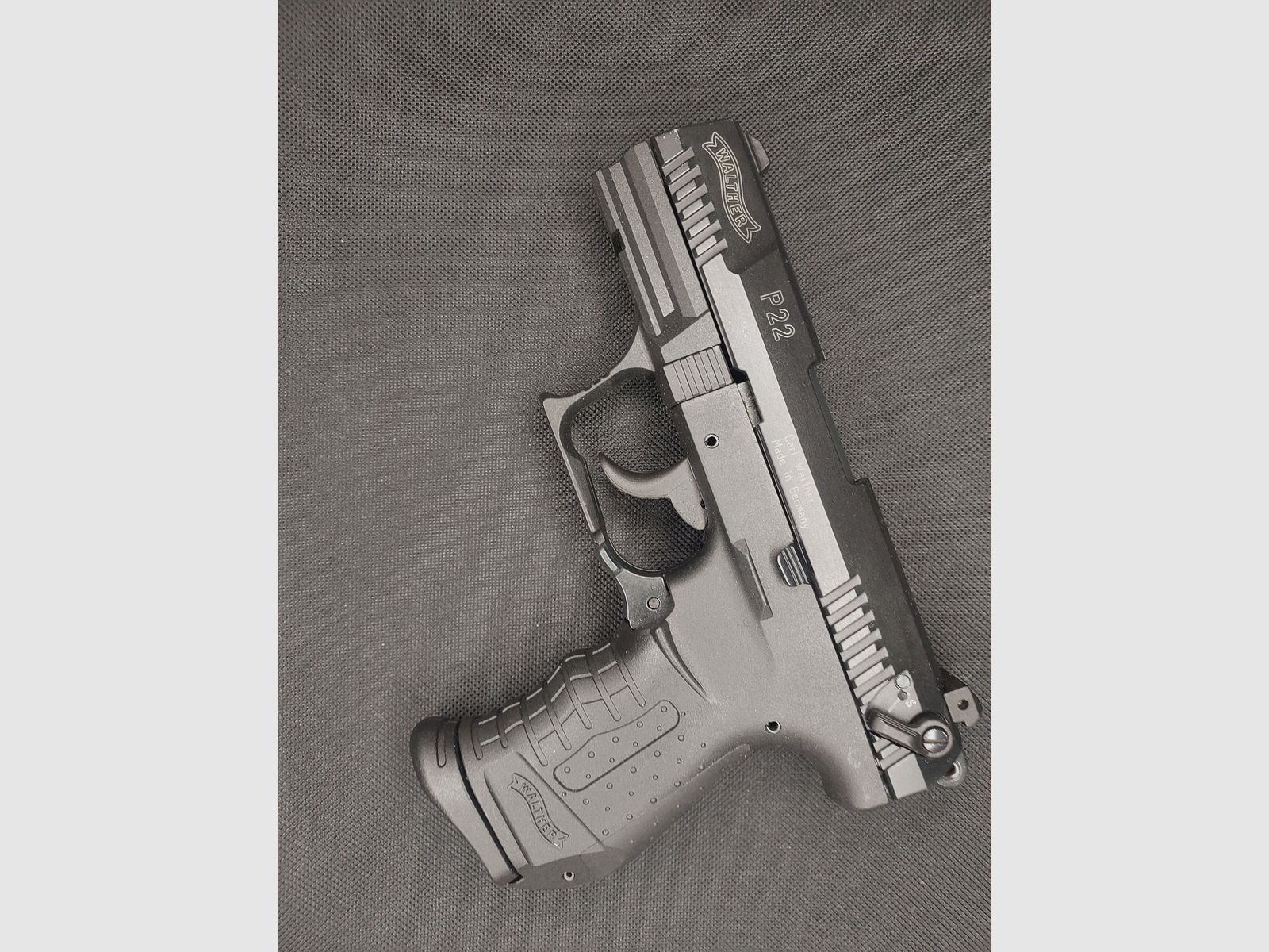 Walther P22 (P 22 Classic) Schreckschuss Pistool 9mm P.A.K. zwart (PTB 778) met Walther leren holster