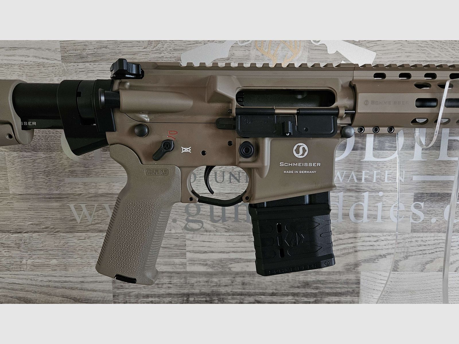 Schmeisser AR15 M4FL 14,5" FDE modelo especial MAGPUL Cal. .223Rem - ¡sin gastos de envío! - Producto nuevo del comercio especializado