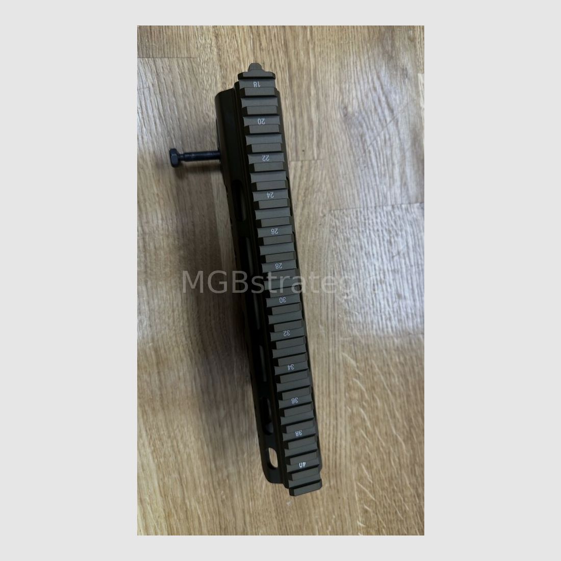 Oryginalny uchwyt Heckler & Koch do 416 MR223 G95 G95K G95A1 G95KA1 pasujący do rur buforowych Mil-Spec i Commercial - zatem również pasujący do broni typu AR15 AR-15 / SLIMLINE czarna kolba