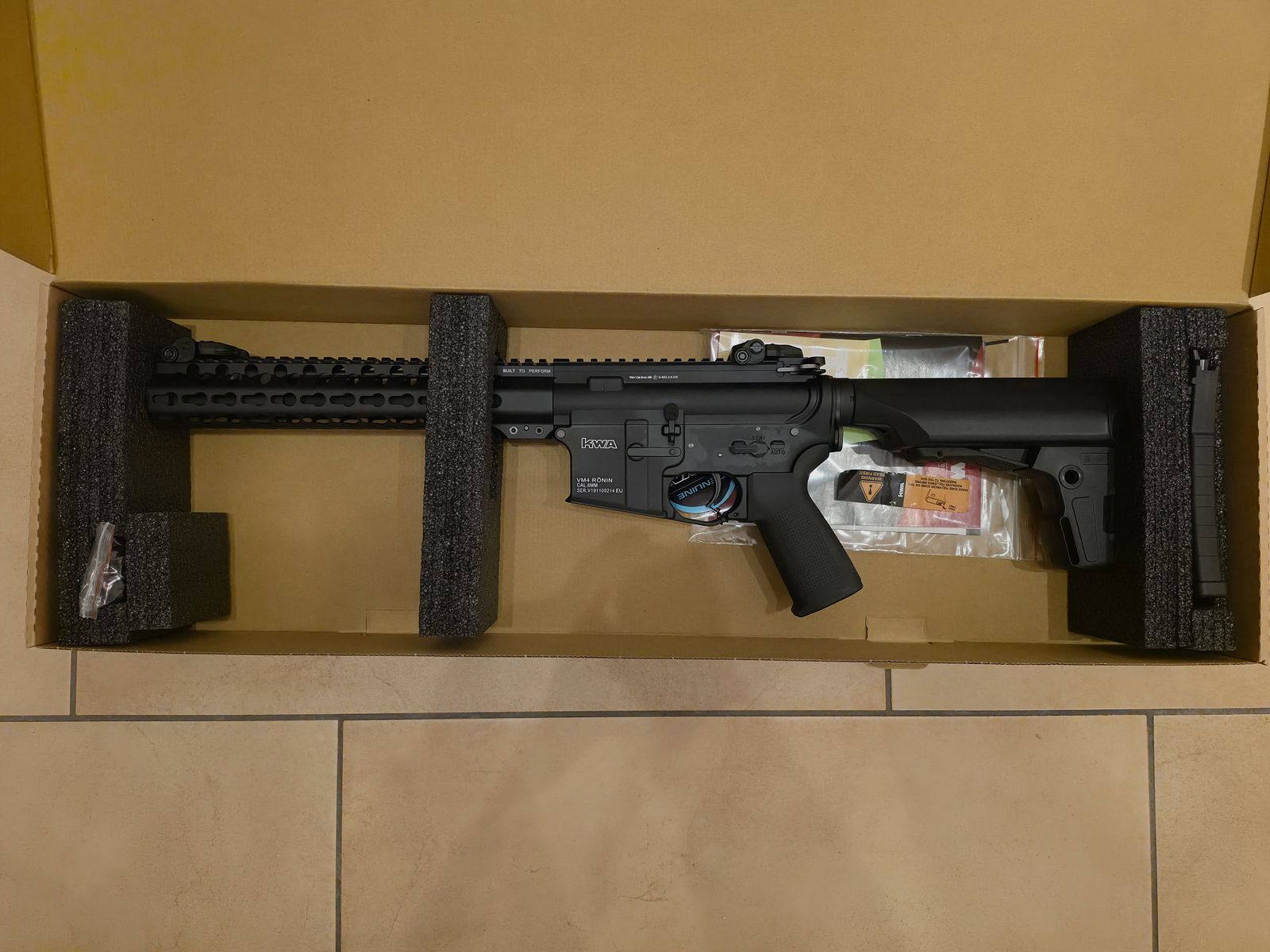 KWA - VM4 Ronin 10 SBR S-AEG 2.5
