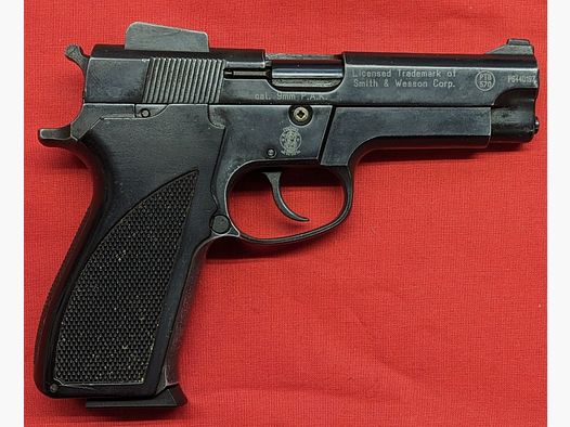 Smith & Wesson Mod. 5904 pistolet alarmowy 9 mm P.A.K. – PTB 570