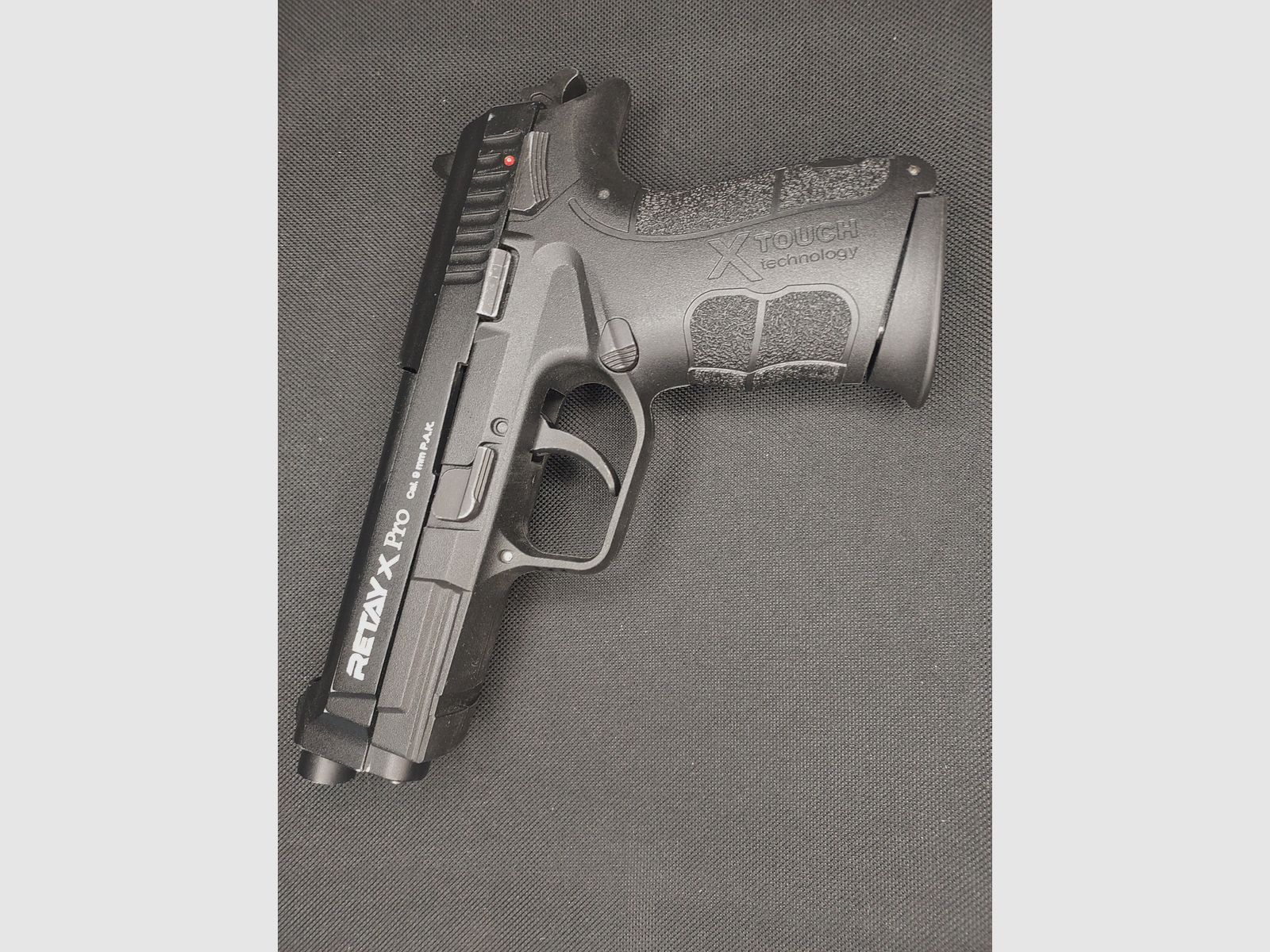 Retay X Pro Schreckschuss Pistole 9mm P.A.K. brüniert (PTB 1041) 