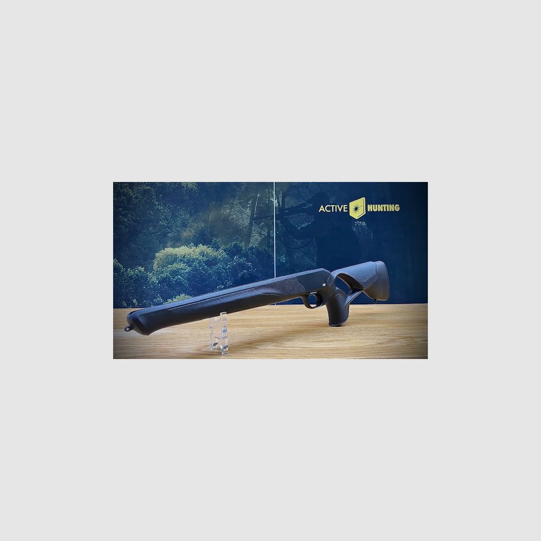 Blaser R8 Ultimate Schäftung / Schwarz-Braun / 17mm Kontur / Systemauslegung rechts