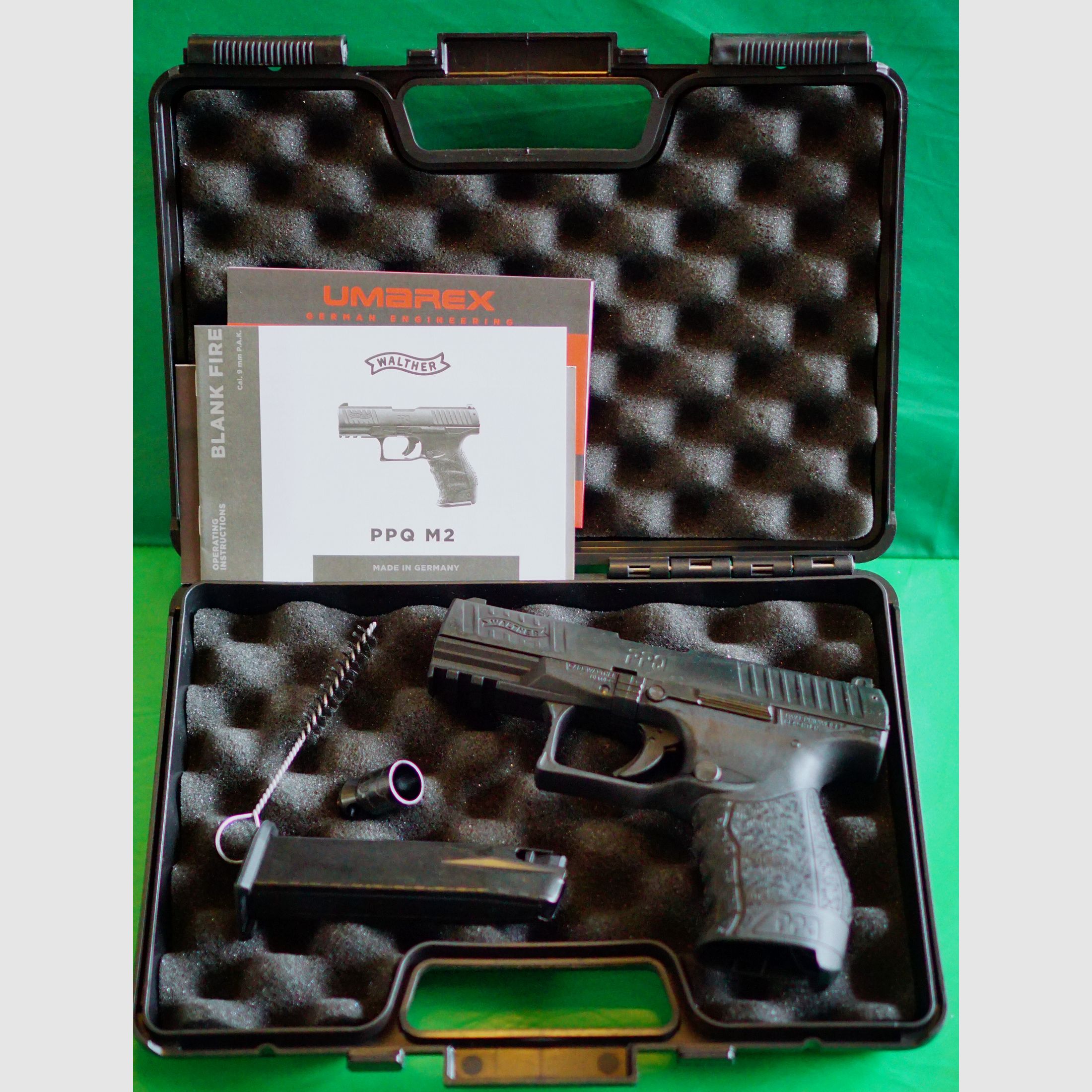 Walther PPQ M2 Schreckschuss Pistole 9mm P.A.K. schwarz (PTB 958) - wie NEU!
