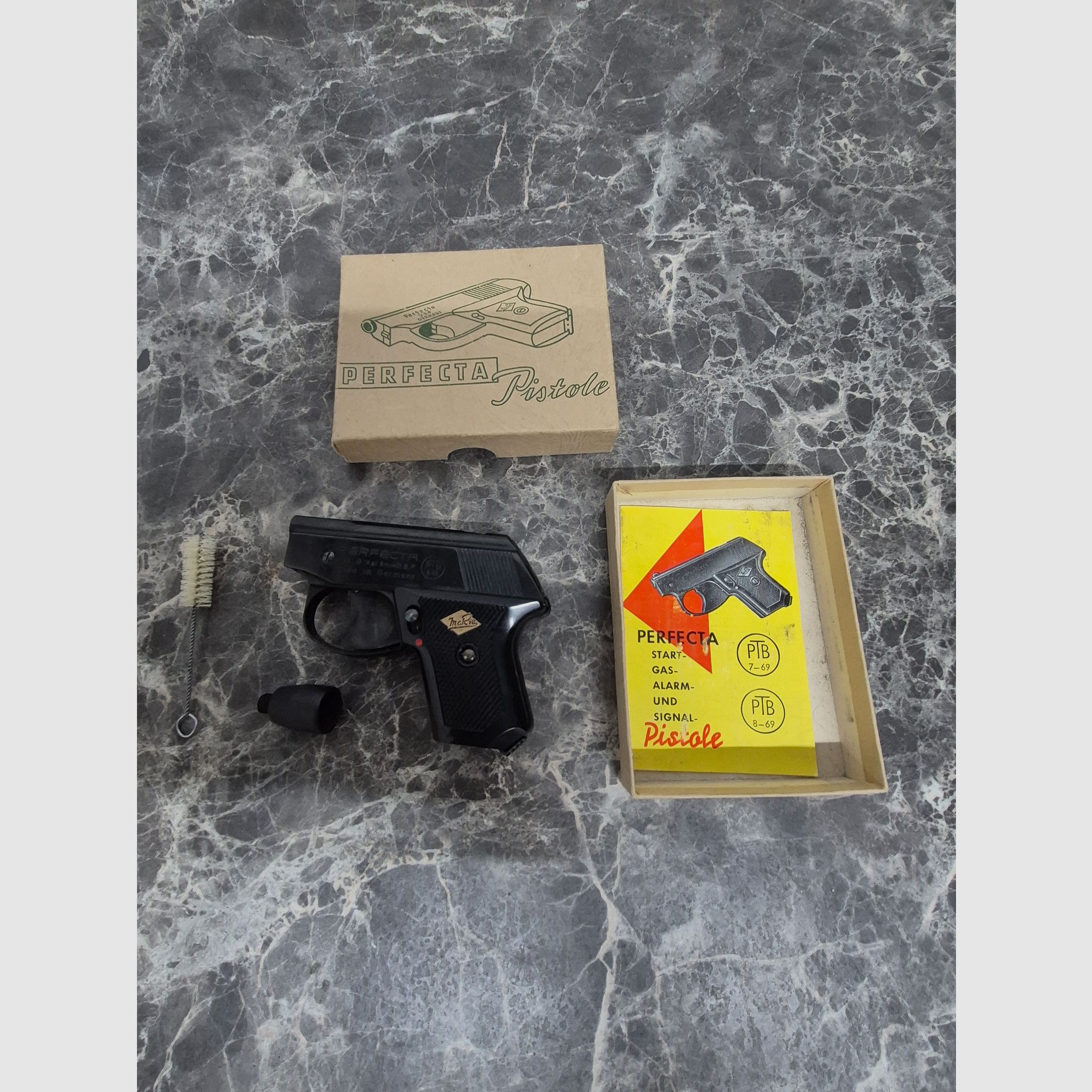 Pistolet d'alarme / gaz / signal Perfecta, 6 mm