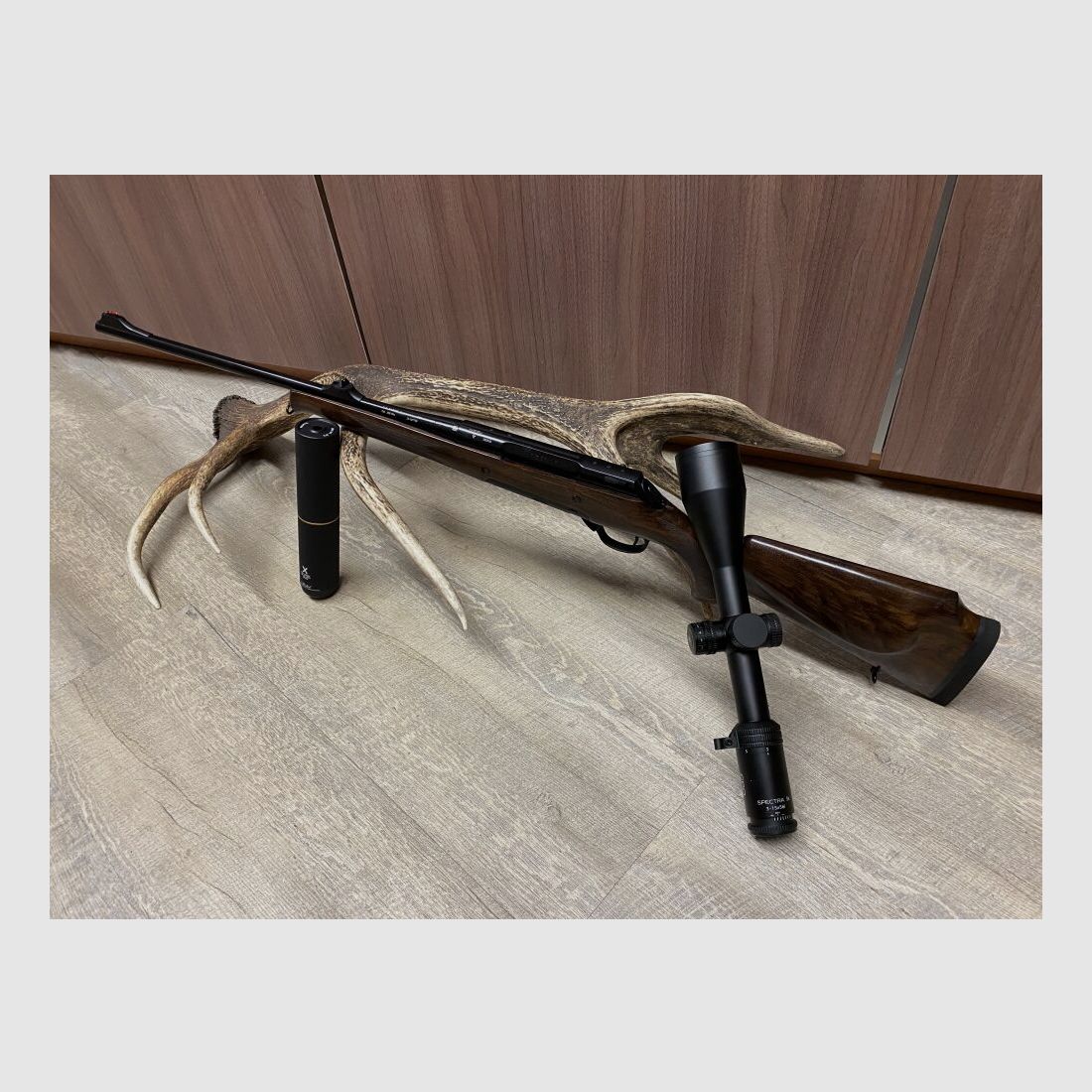 Haenel Jaeger 10 Lady Timber, avec GPO Spectra 5x 3-15x56 et Stalon X108