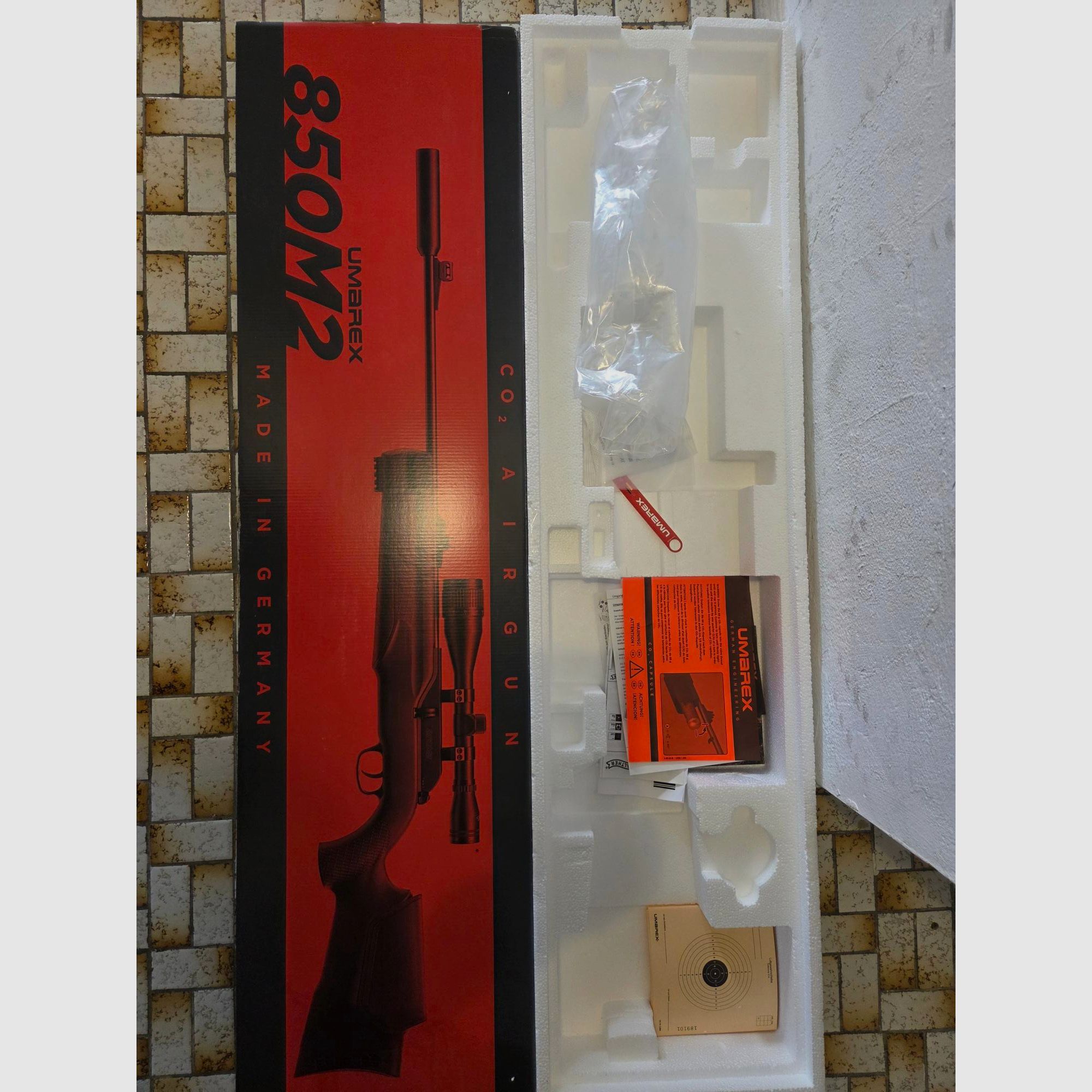 Umarex Airmagnum 850 incl. case
