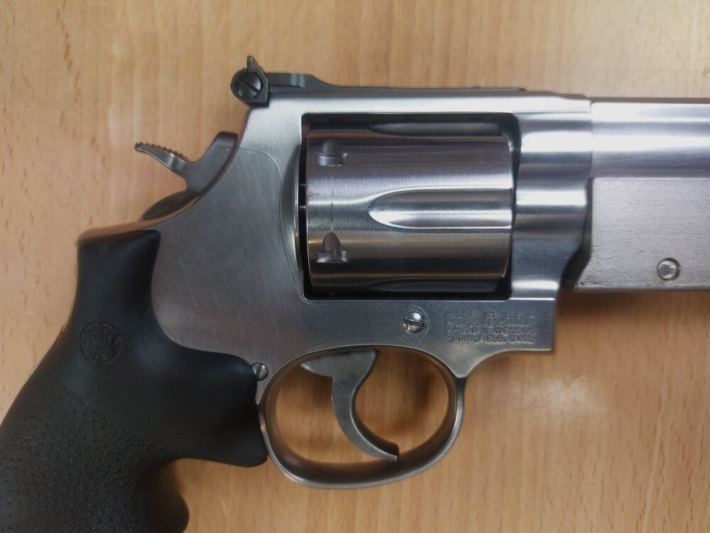 Smith & Wesson, USA 686-5