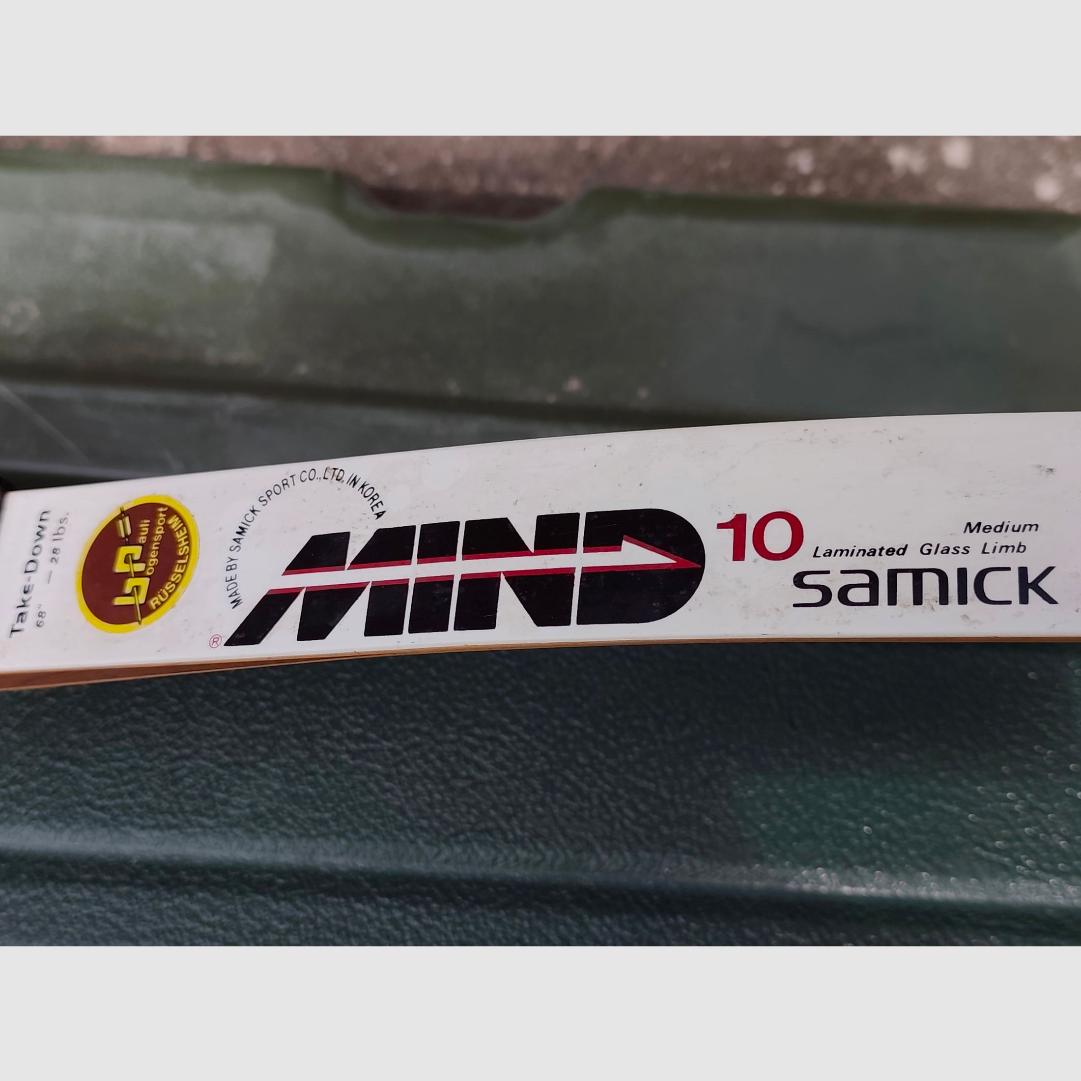 Samick Recurvebogen 68" / 28 lbs mit umfangreichem Zubehör und Wettkampfhistorie