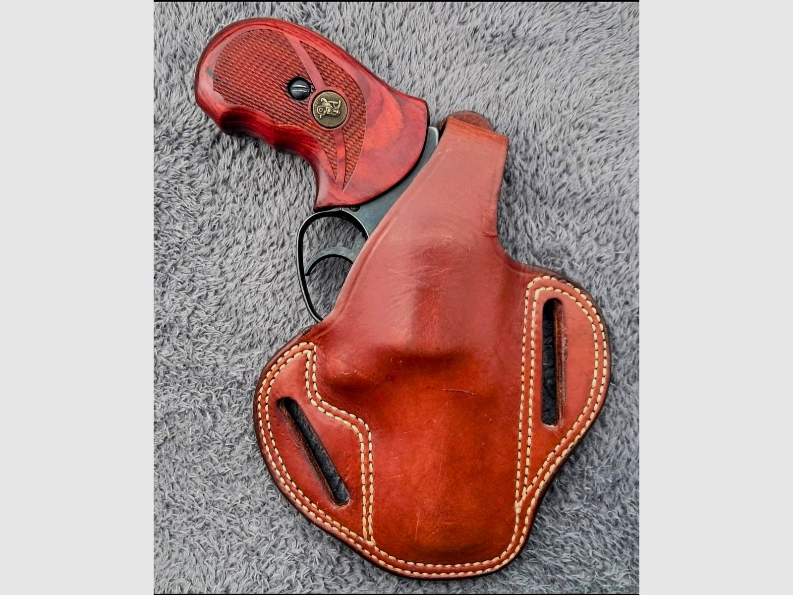 Bianchi  Gürtelholster  2  /  aus  den  USA 