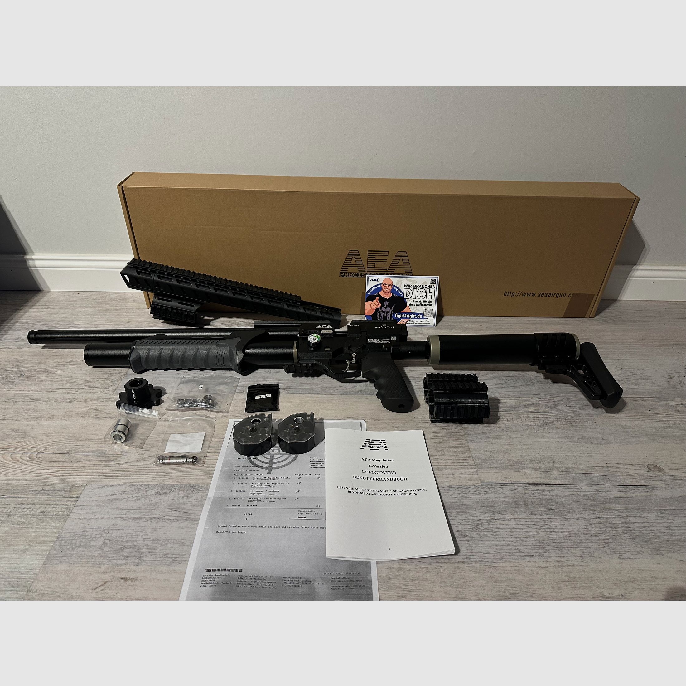 Neue  sofort verfügbar AEA  Megalodon ( Original) mit Rechnung & Zubehör 