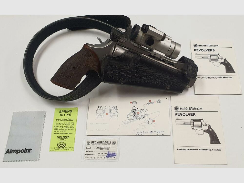 Smith & Wesson 686-3 Merkle Tuning, y compris Aim Point