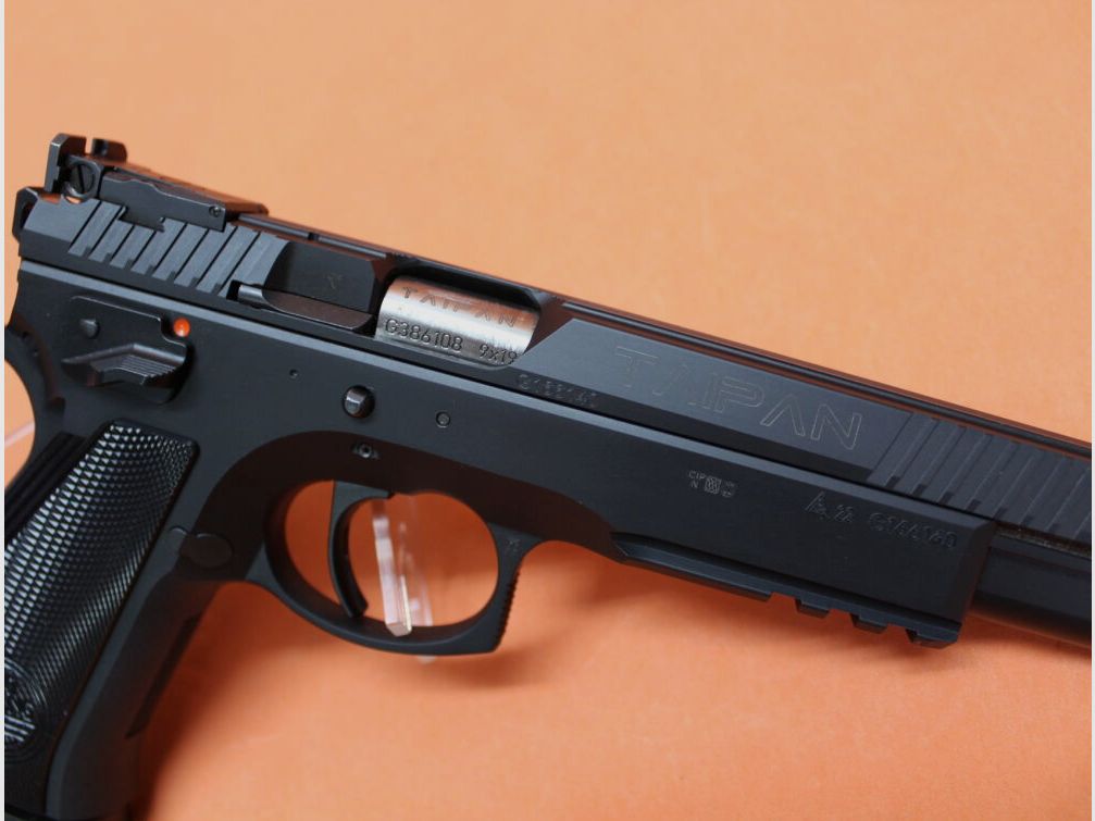CZUB Frankonia Ha.Pistola 9mmLuger Frankonia CZ75 Taipan Black Pro Tuning 6"/152mm Canne/Visiera sportiva (9mmPara)