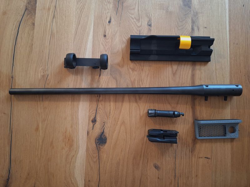 Blaser R8 Wechsellauf 222. Rem mit Verschlusskopf/Magazineinsatz und Blaser Sattelmontage