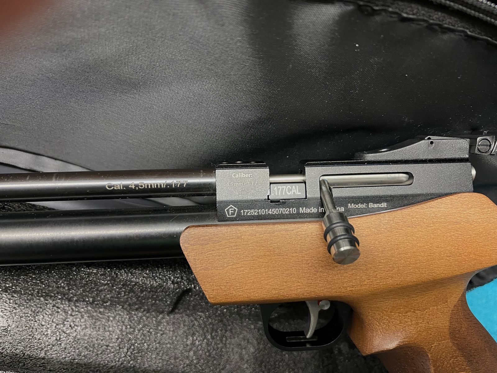 Diana air pistol Bandit Gen II compressed air like new, image 2 of 4