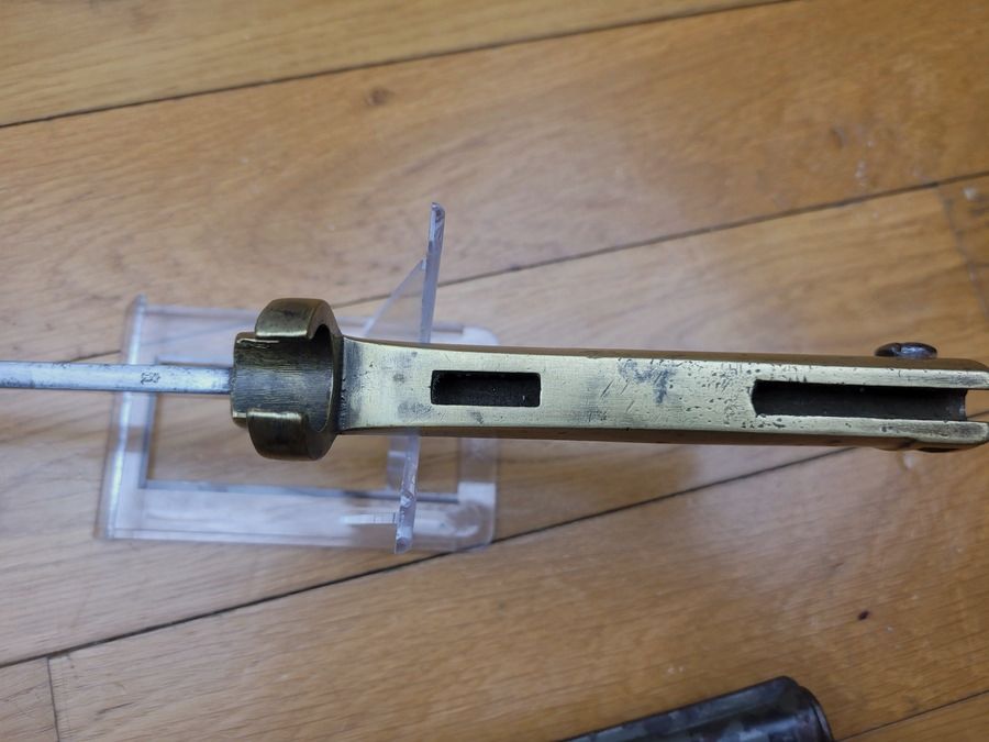 Mooie en zeldzame Duitse vervangingsbayonet messing handvat 1914-1918 – EB22 – FAG hoes – TBE, afbeelding 9 van 11