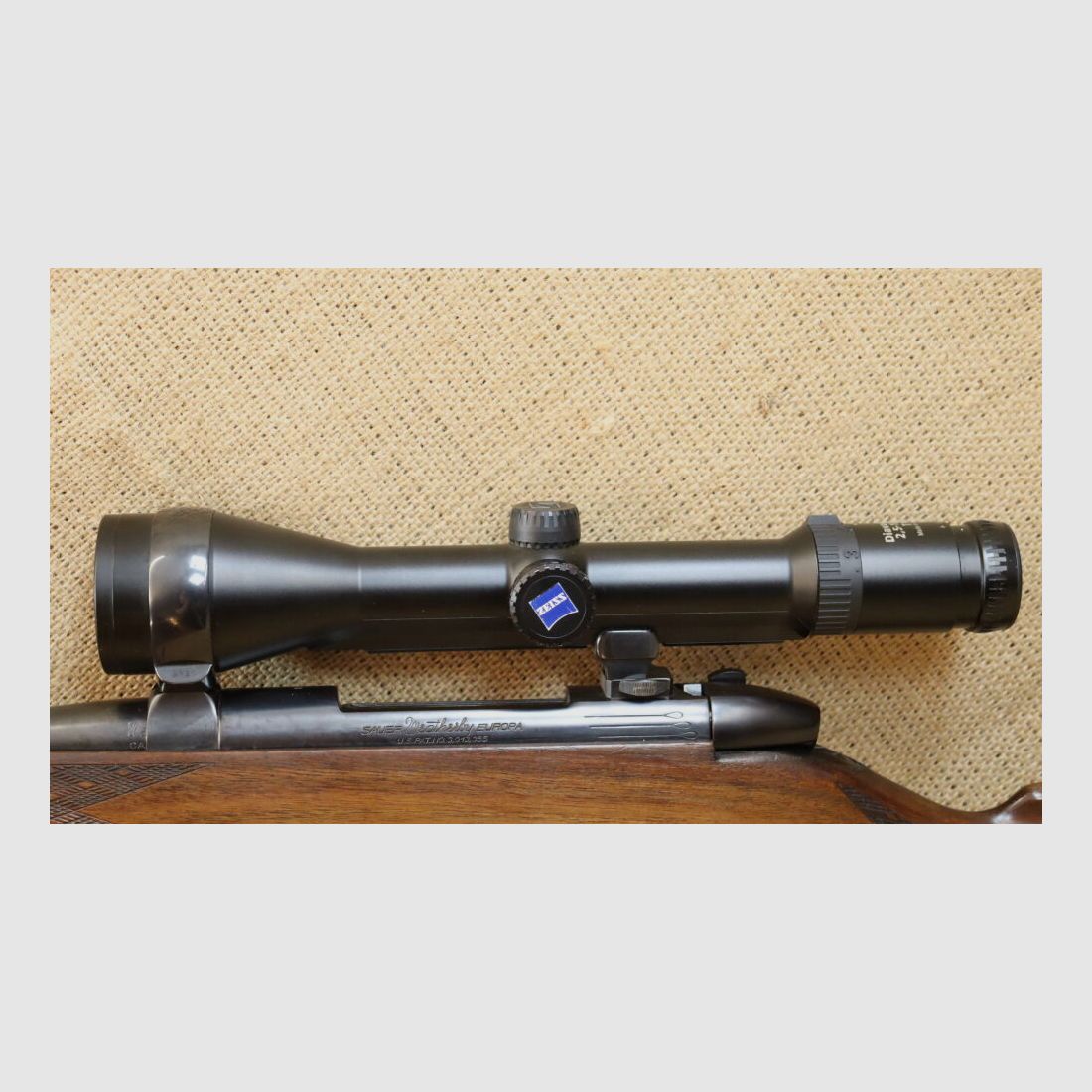 Sauer Weatherby Europa 8x68S incluye Zeiss Diavari 2,5-10x50 T, Abs. 4 punto iluminado