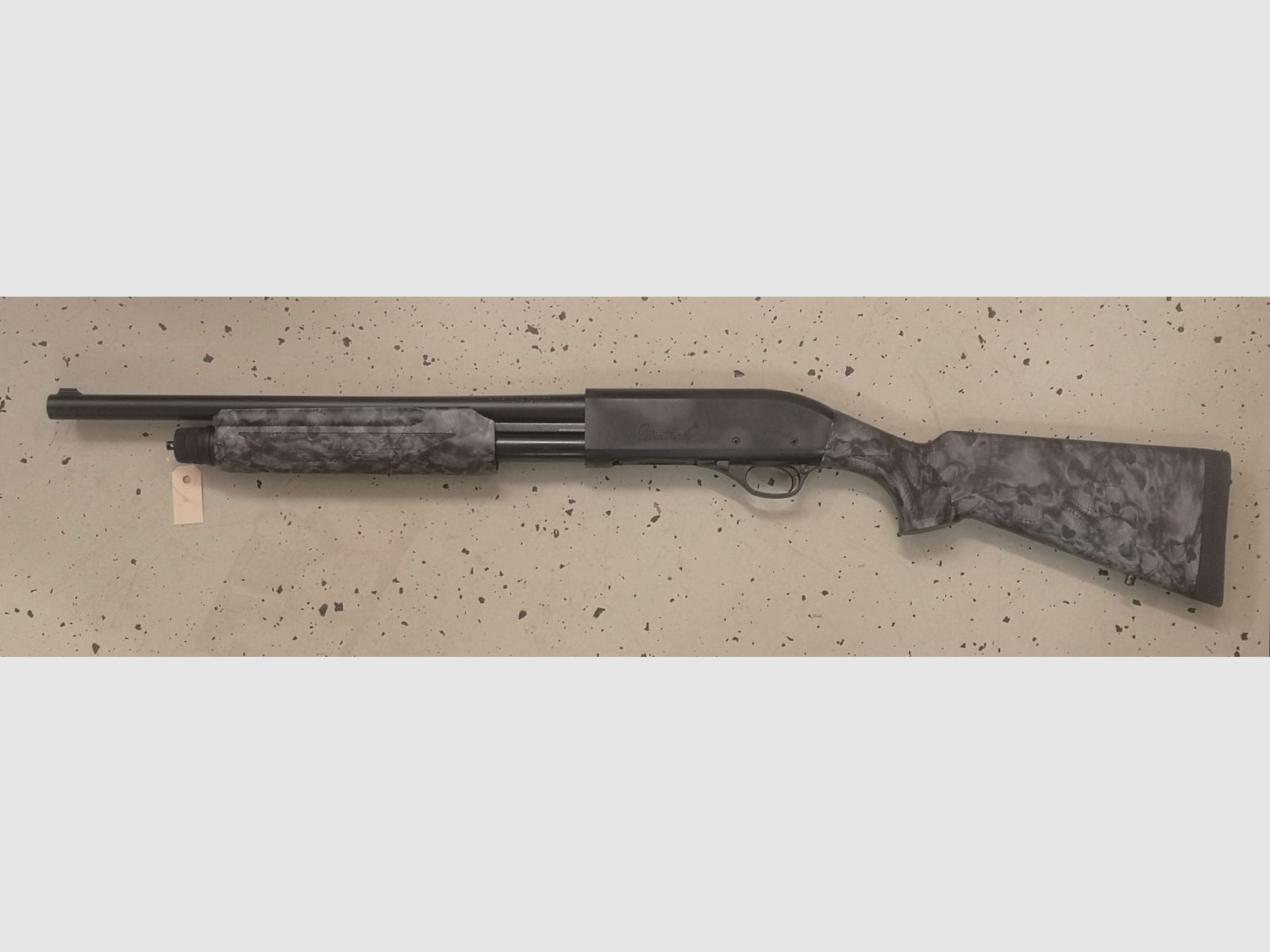 Pumpgun 12/76 Weatherby Crânes