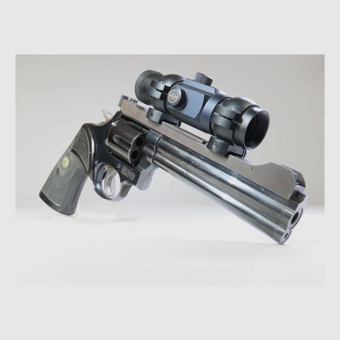 Smith & Wesson 586 - 2